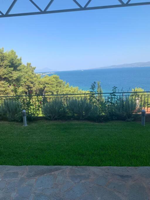 Amfiteatrico Sea View - Kalamos Attiki Apartment Markopoulon Oropou Exterior foto